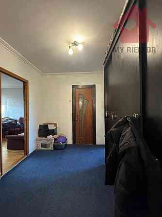 Продаж Квартира 3-кімнатна, 1/9 поверх на Минайська Uzhhorod