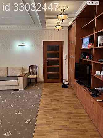 Оренда Квартира 1-кімнатна, 1/11 поверх на вул. Ахматової Анни, 7/15 Київ