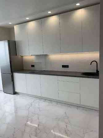 Оренда Квартира 1-кімнатна, 21/30 поверх на Харьковское шоссе, 19а Kiev