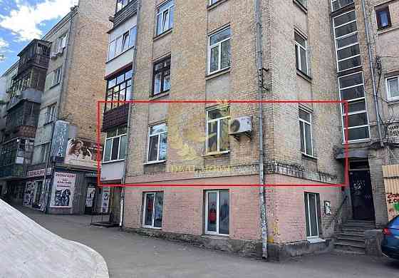 продаю 3 к квартиру вул Кирилівська Київ