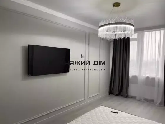 Квартира з дизайнерським ремонтом в престижному ЖК Manhattan City Kiev