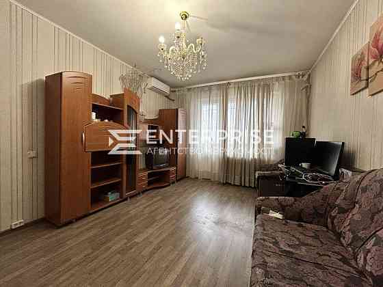 Продаж Квартира 2-кімнатна, 5/9 поверх на вул. Прирічна Київ