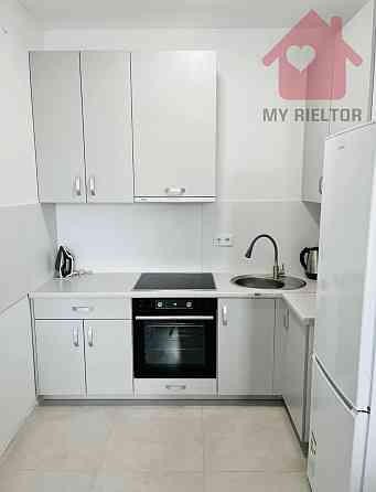 Оренда Квартира 1-кімнатна, 4/7 поверх на Волошина Mynai