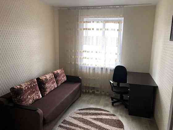 Оренда Квартира 2-кімнатна, 9/10 поверх на Драгоманова ул., 25 Киев