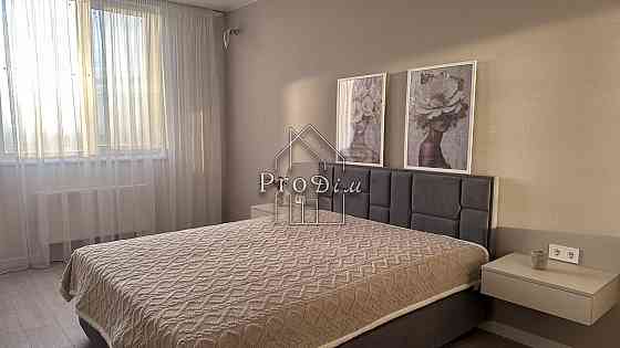 Оренда Квартира 1-кімнатна, 25/27 поверх на Сімї Стешенків вул. (Тимофія Строкача), 9 Kiev