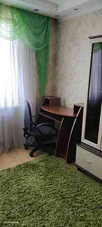 Оренда Квартира 1-кімнатна, 24/25 поверх на вул. Урлівська, 36а Киев