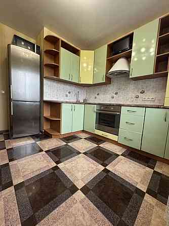 Оренда Квартира 2-кімнатна, 2/16 поверх на вул. Анни Ахматової, 14б Kiev