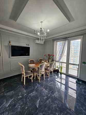 Продаж Квартира 2-кімнатна, 20/25 поверх на Воскресенська вул., д. 18а Kiev