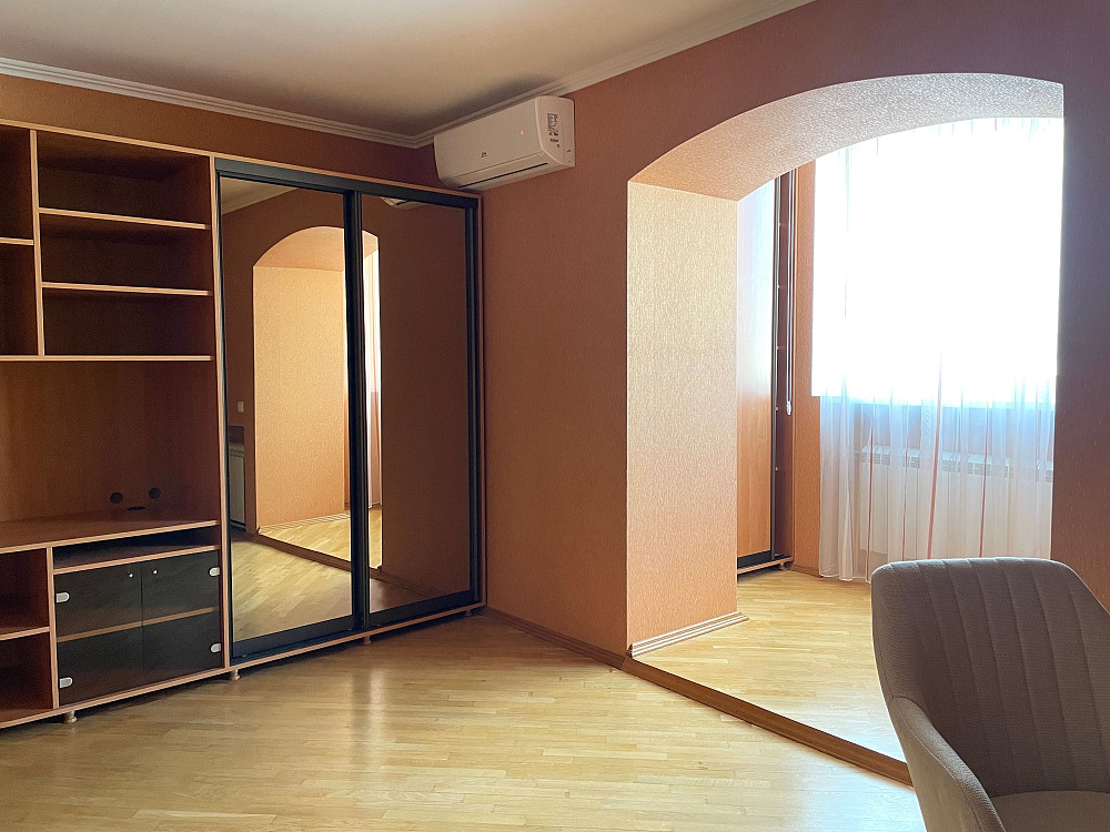 Продаж Квартира 4-кімнатна, 17/18 поверх на Драгоманова вул., д. 15-А Kiev - photo 9