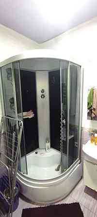 Продаж Квартира 3-кімнатна, 2/9 поверх на Регенераторная, 4 Київ