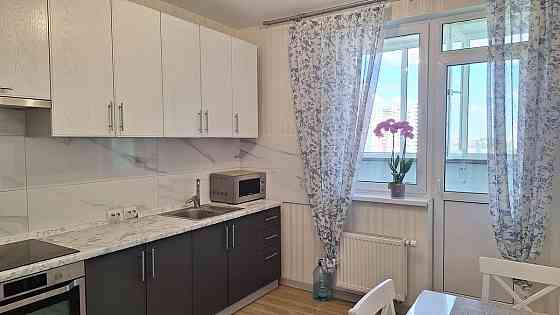 Оренда Квартира 1-кімнатна, 17/23 поверх на Відрадний просп., 2 Київ