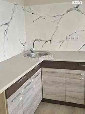 Продаж Квартира 1-кімнатна, 4/9 поверх на вул. Победы Kharkiv