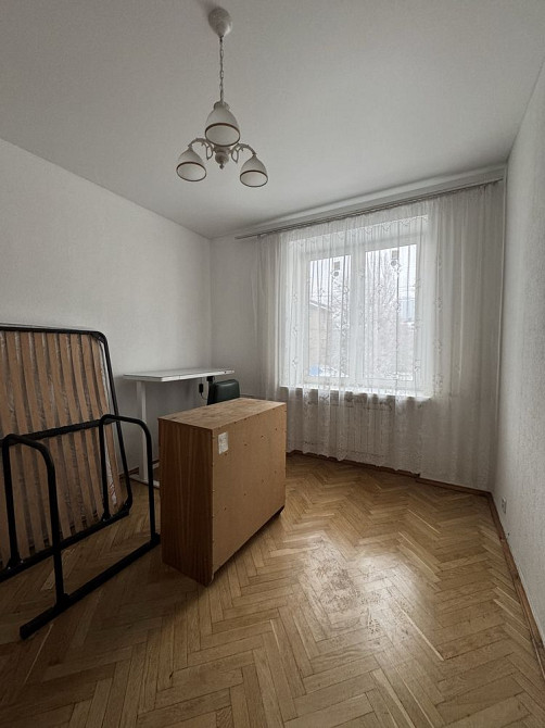 Продаж Квартира 2-кімнатна, 2/5 поверх на Єреванська вул., д. 1 Київ - фото 1