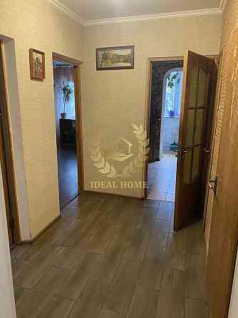 Продаж Квартира 2-кімнатна на Свободы пр-т, 6А Київ