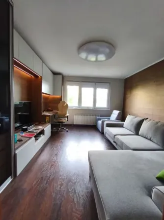 For rent 3-room Apartment 70 sq.m Генерала Свободи 7 Uzhhorod