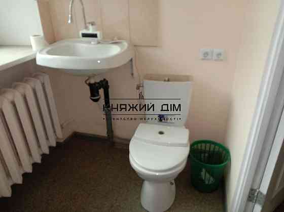 Оренда офісне приміщення на вул. Щорса ул./Євгена Коновальця поверх - 1/6 Київ