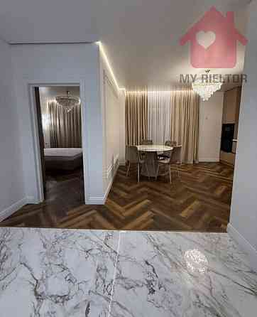 Продаж Квартира 1-кімнатна, 6/7 поверх на Фогорашія Ужгород