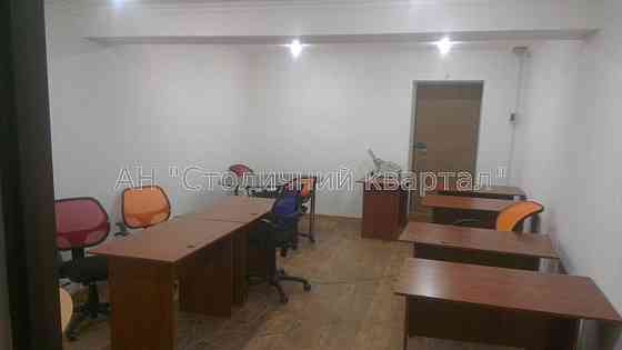 Оренда Будинок 5-кімнатний на Грушевського Михайла вул., 34/1 Kiev