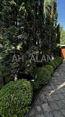 Продаж Будинок 5-кімнатний на Робітнича вул., 1 Kiev