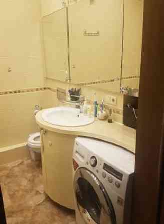 Оренда Квартира 2-кімнатна, 15/21 поверх на Литературная ул., 12 Одесса