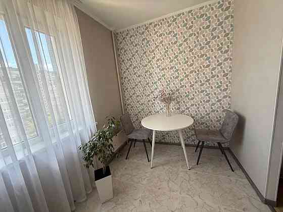 Оренда Квартира 1-кімнатна, 8/9 поверх на Григоренка, 25Б Київ