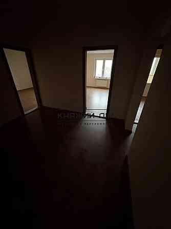 Продаж Квартира 2-кімнатна, 3/25 поверх на Ревуцкого ул. Київ