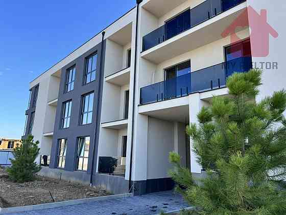 Продаж Квартира 2-кімнатна, 3/3 поверх на Центральна, 5 