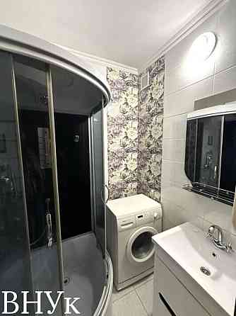 Продаж Квартира 3-кімнатна, 3/9 поверх на Захисників України Луцк