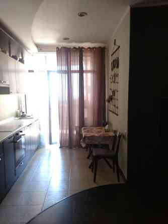 Оренда Квартира 1-кімнатна, 8/16 поверх на Тенистая ул., 9/12 Одесса