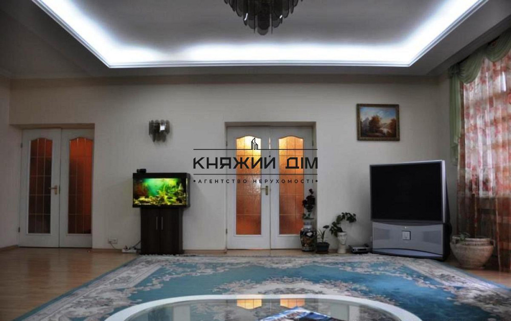 Без комісії! Простора, видова 3-х к. кв. м. Палац Україна. № 21104018 Київ - фото 4