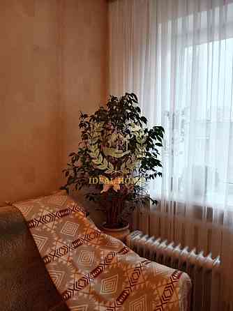 Продаж кімнати в комунальній квартирі по вул. Азербайджанська Київ