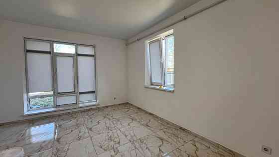 Продаж Будинок 4-кімнатний на вул. Зелена Запитів