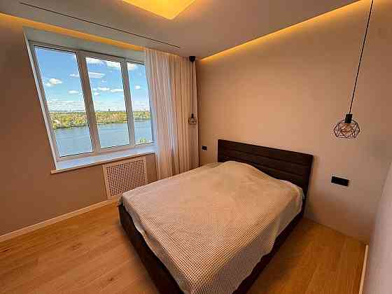 Продаж Квартира 2-кімнатна, 9/30 поверх на Микільсько-Слобідська вул., д. 3Б Kiev