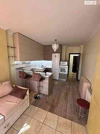 Оренда Квартира 1-кімнатна, 6/10 поверх на вул. Регенераторна, 4 Киев