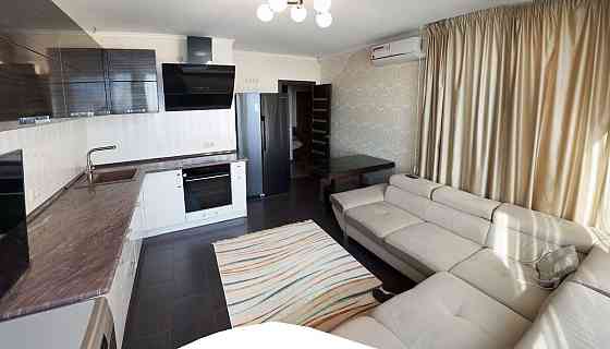 Оренда Квартира 1-кімнатна, 26/26 поверх на Юрія Шумського, 3г Київ