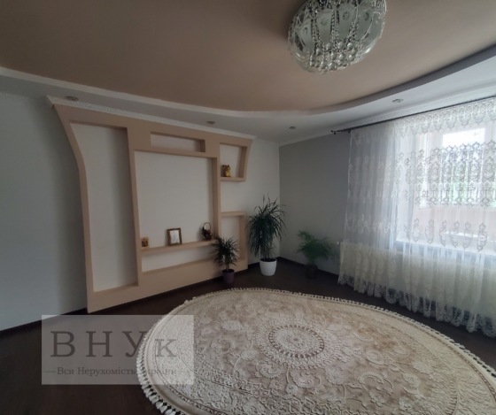 Продаж Квартира 2-кімнатна, 8/10 поверх на Яреми Ternopil'