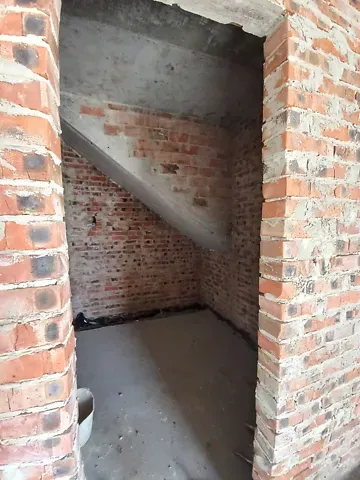 Продаж 2-поверховий   120 кв.м 4 кімн. на вул. Кулика і Гудачека Рівне - фото 4