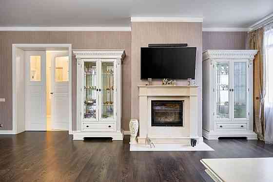 Продаж 2-поверховий Будинок з ділянкою 15 сот 298 кв.м 5 кімн. на Соколина вул. Сокільники