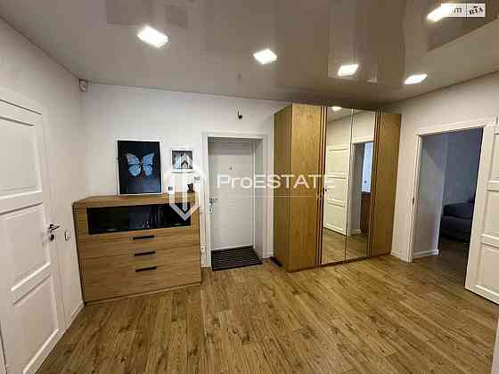 Продаж Квартира 2-кімнатна, 1/10 поверх на вул. Радистов Kiev