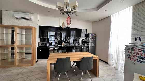 Продаж Квартира 3-кімнатна, 19/23 поверх на вул. Отакара Яроша Харьков