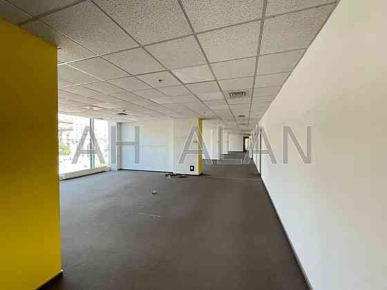 Оренда офісне приміщення на Хрещатик вул., 19 приміщень - 8, поверх - 3/4 Київ