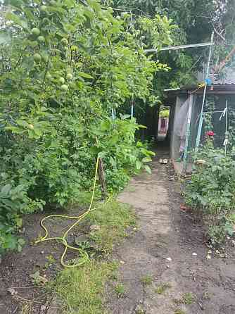 Продаётся часть домостроения со своим двором на Радужной. Одесса