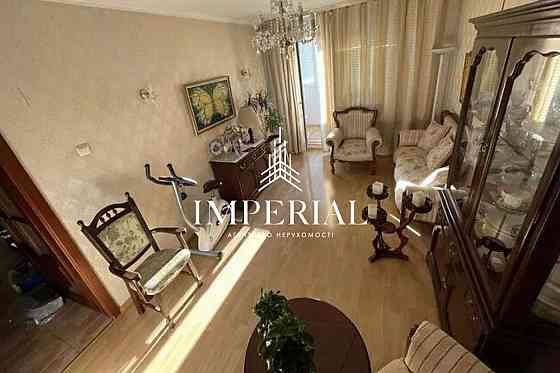 Продаж Квартира 2-кімнатна, 12/16 поверх на вул. Харківське шосе Київ