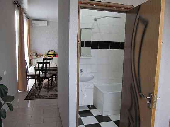 Продається двокімнатний таунхаус з ремонтом, на вул. Далека Одеса