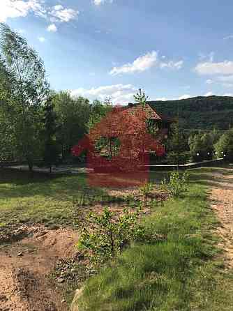 Продаж земельної ділянки 10 соток на Центральна Осий