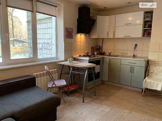 Оренда Квартира 1-кімнатна, 1/9 поверх на Львовская ул., 7/9 Київ