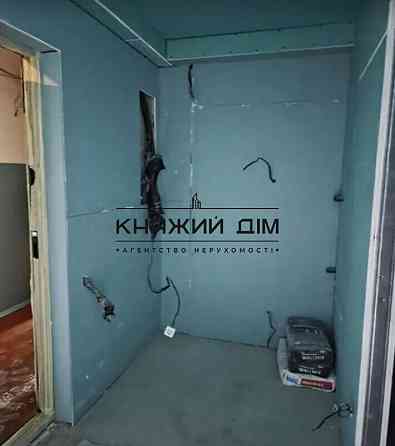 Продаж Квартира 1-кімнатна, 6/9 поверх на Татарская ул. Киев