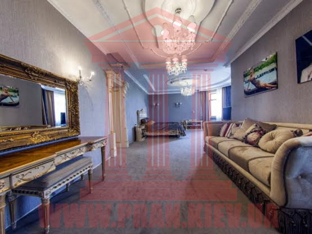 Продаж 3-поверховий Будинок з ділянкою 32 сот 1200 кв.м  на Героев Майдана  - фото 2