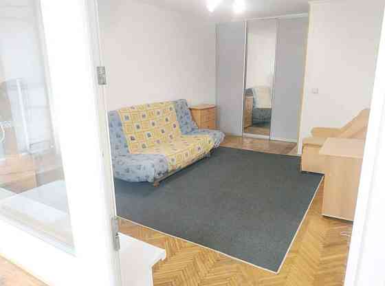 Оренда Квартира 1-кімнатна, 5/12 поверх на Багговутовская ул., 1 Киев