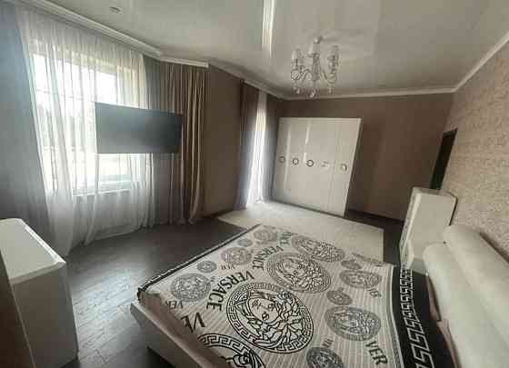 Продам гарний 2-поверховий будинок на Котовського в Золотому трикутнику Одеса